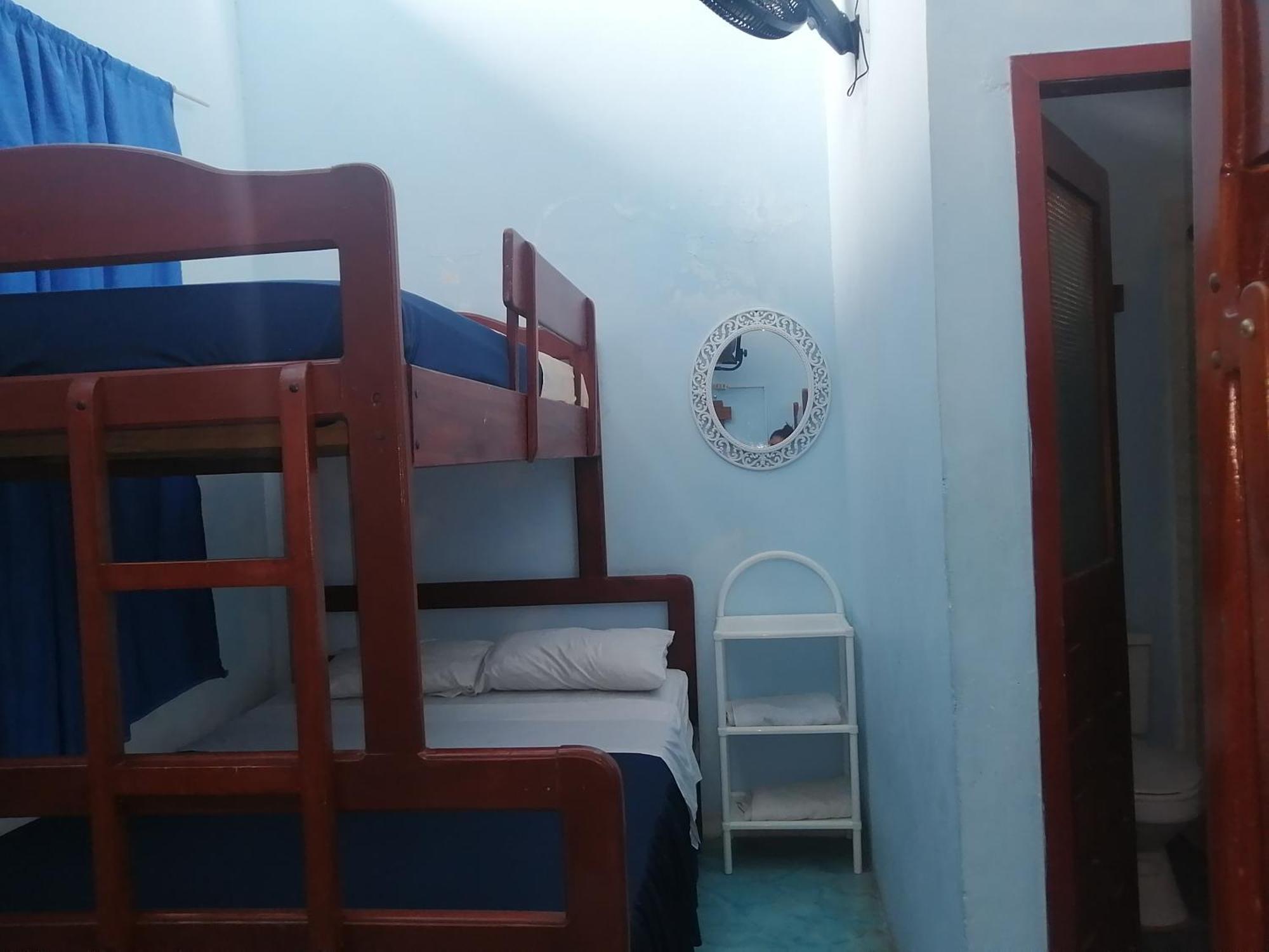 Hostal Aruba Atacames Pokoj fotografie